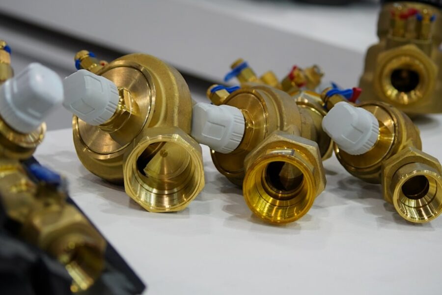 Assorted plumbing valves used as a general illustration; not a specific pressure-reducing valve model.