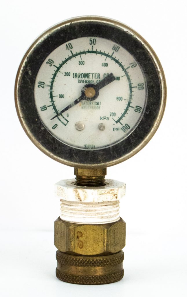 How to test water pressure at home: water pressure test gauge used for checking household water pressure.