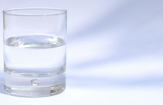 Cloudy or Milky Tap Water? Check How It Clears and What Persists